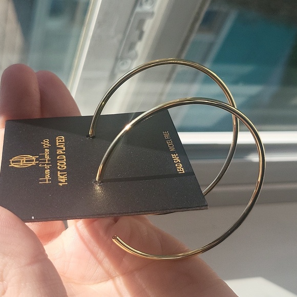 House of Harlow 1960 Gold Hoop Earrings - Picture 3 of 4